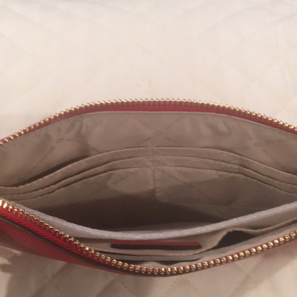 MICHAEL KORS WRISTLET - Picture 4 of 6